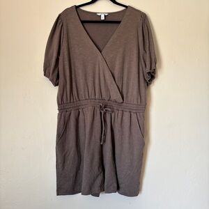 Nine West Women’s Surplice V-Neck Puff Sleeve Pullover Romper, Size XXL NWT